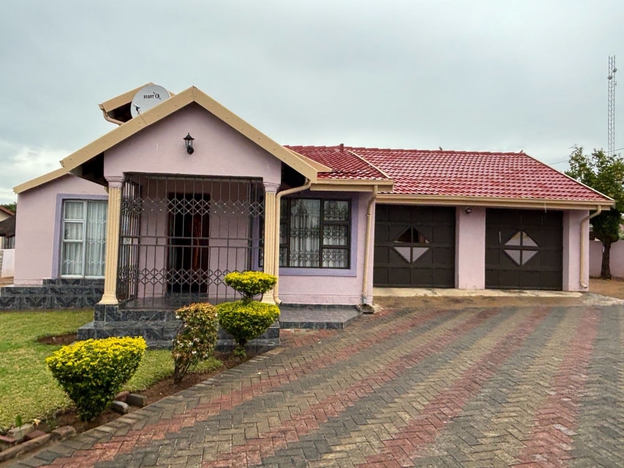 3 Bedroom Property for Sale in Mogwase North West